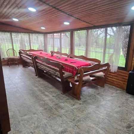 别墅 орехите 杜普尼察