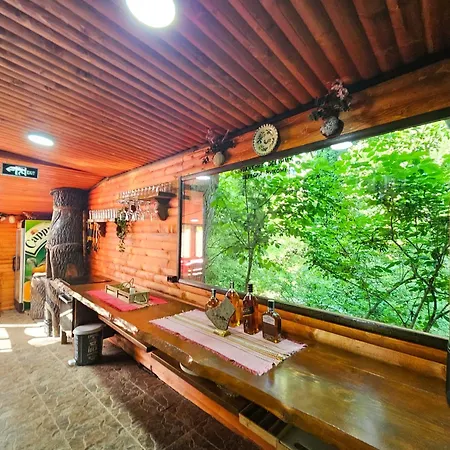 Villa орехите *