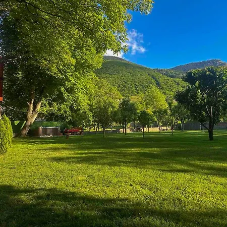 Villa орехите *