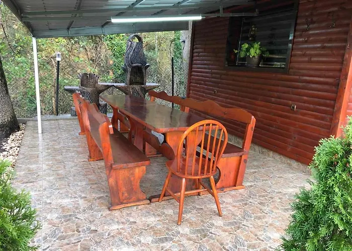 орехите Вилла Дупница